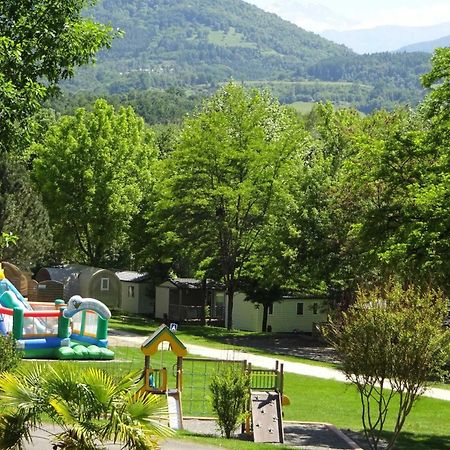 Camping - Piscine - Ccbaieb Montjoie-en-Couserans Exterior foto